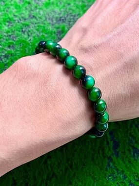 Men's Green Beaded Bracelet - Money Style